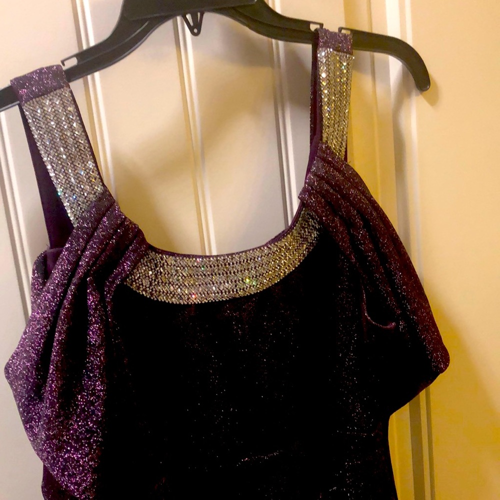R&M Richards size 14 purple cold shoulder rhinestone gown